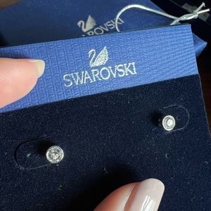SWAROVSKI Studs